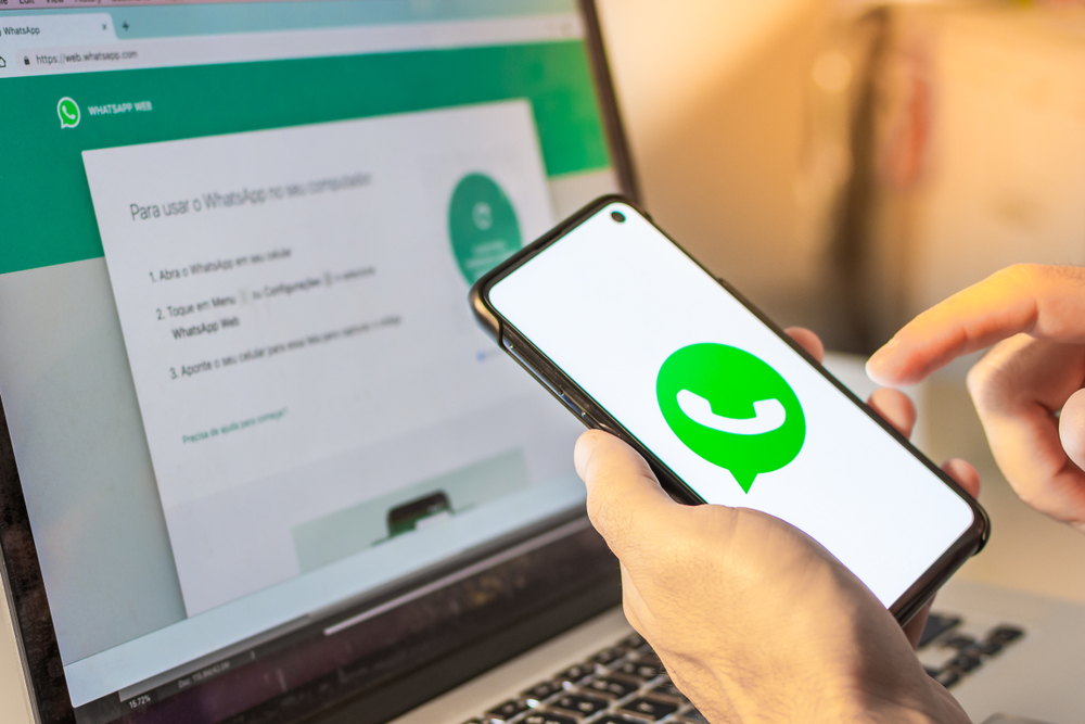 whatsapp 15 años conectando personas 1 03 2024