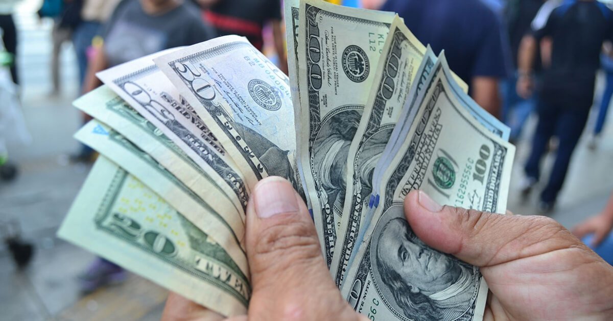Precio del dólar ¿cuál es su tendencia en el Perú y el mundo