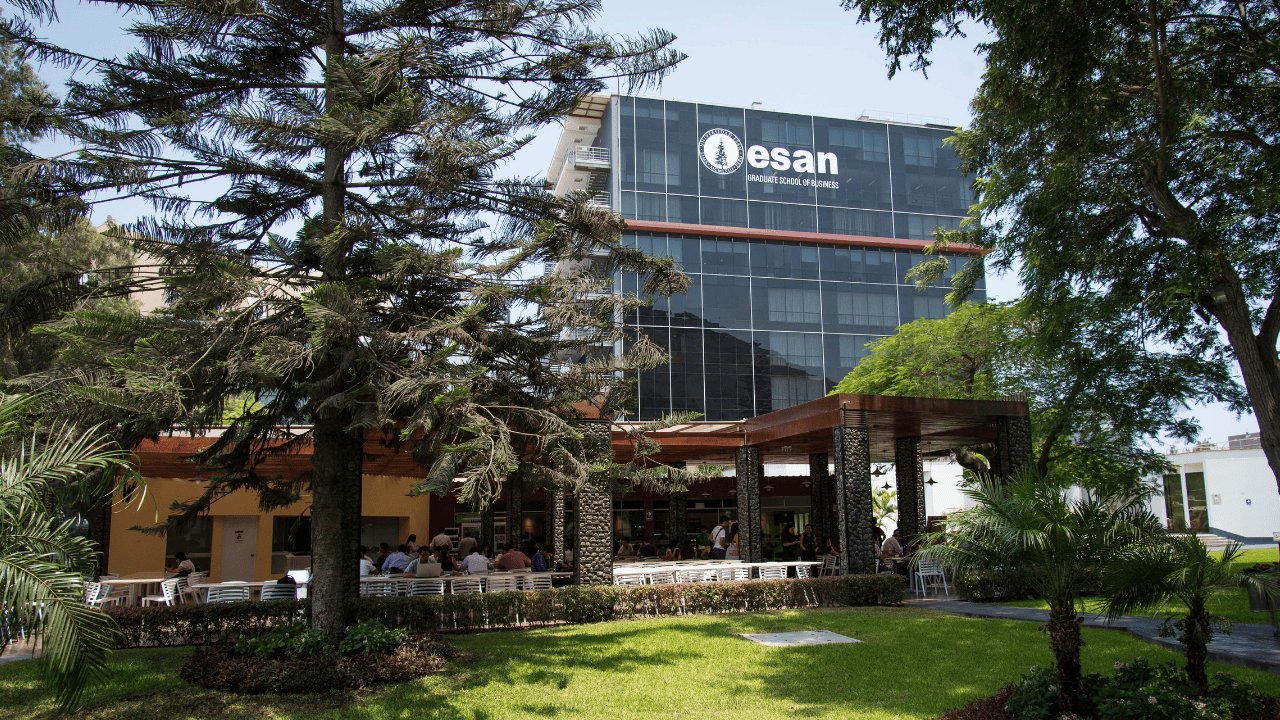 ESAN reúne a líderes globales en el Peru Carbon Forum 2026 para definir la agenda climática