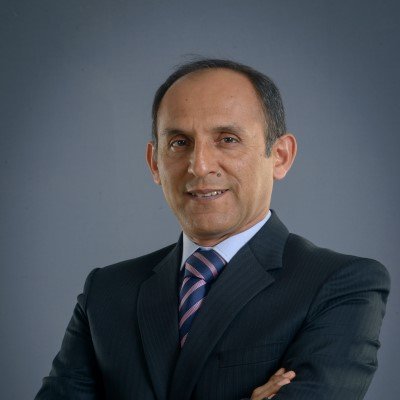 imagen del docente juan davila