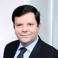 imagen del docente rolando rivera